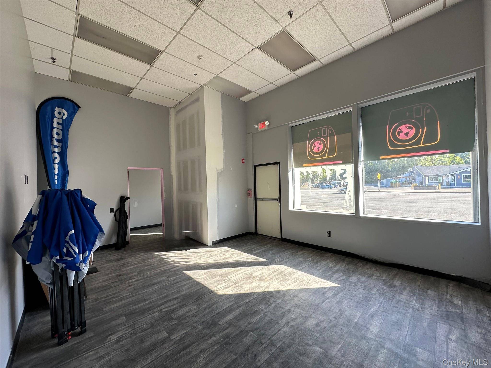 2807 Middle Country RD, Lake Grove, NY 11755