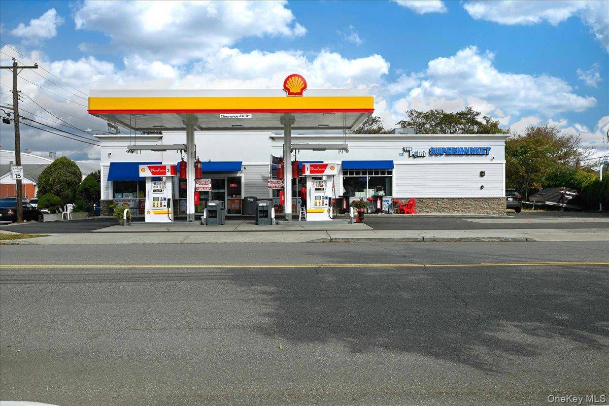 12 Lido BLVD, Point Lookout, NY 11569