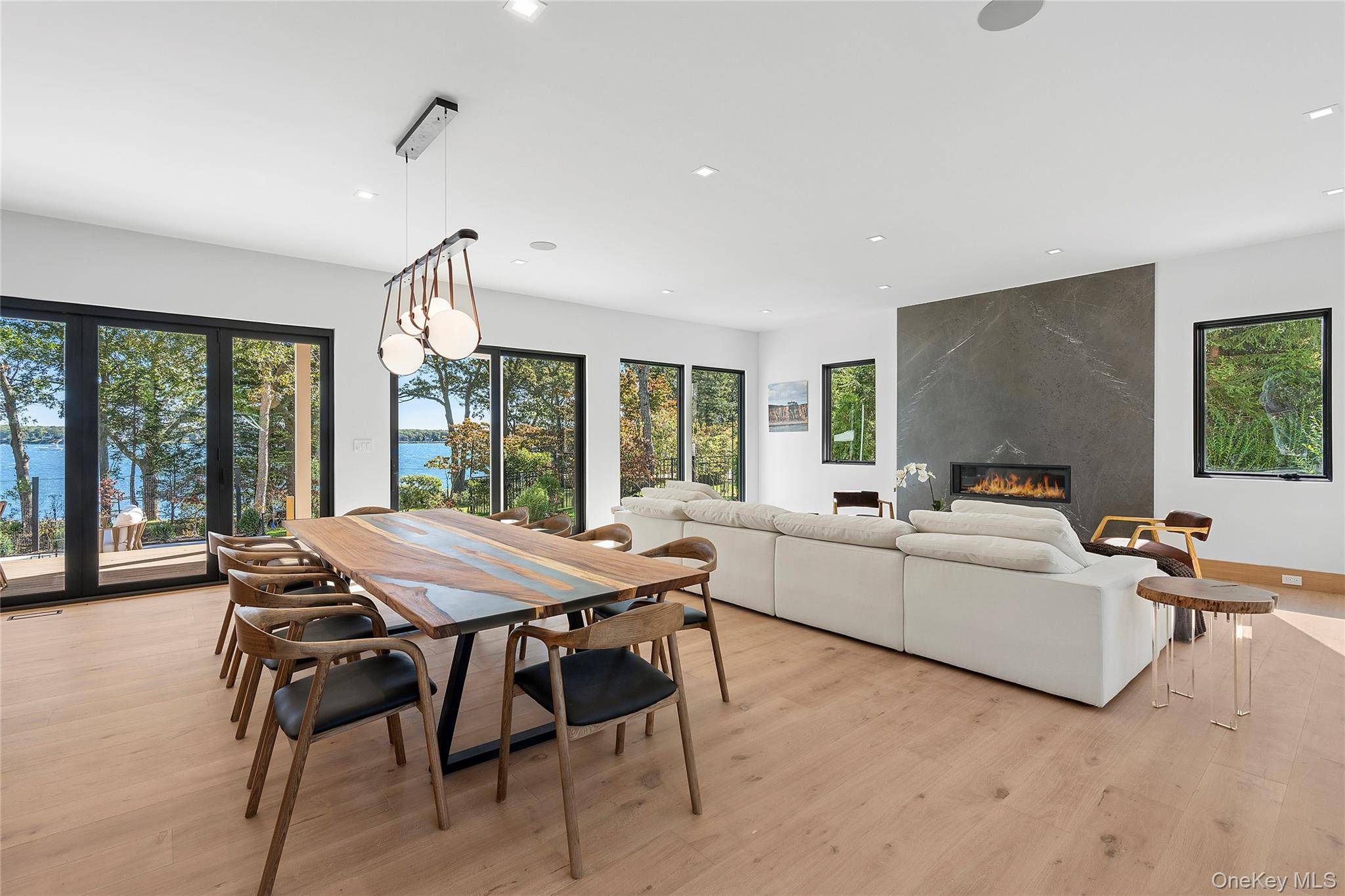 35 Springwood WAY, East Hampton, NY 11937