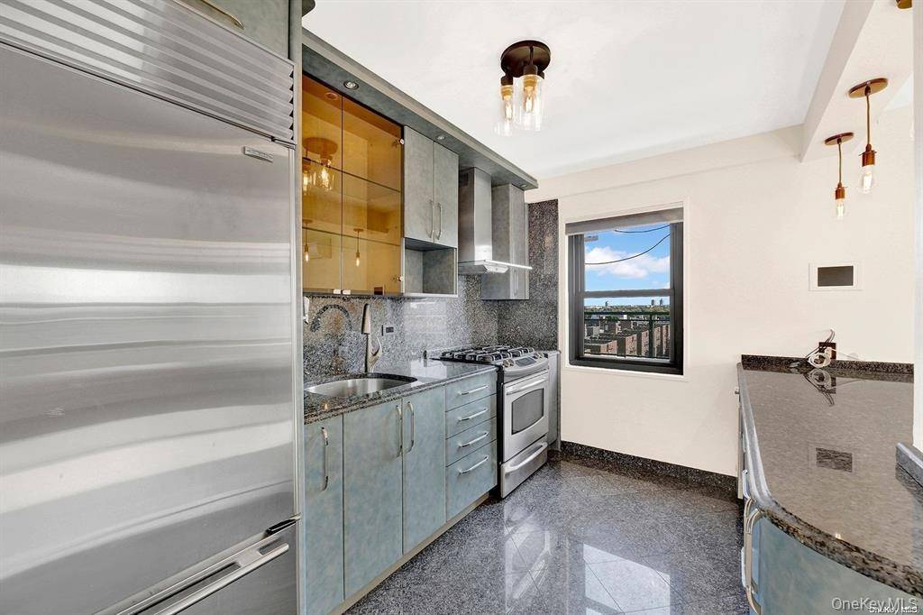 109-33 71st RD #11A, Forest Hills, NY 11375