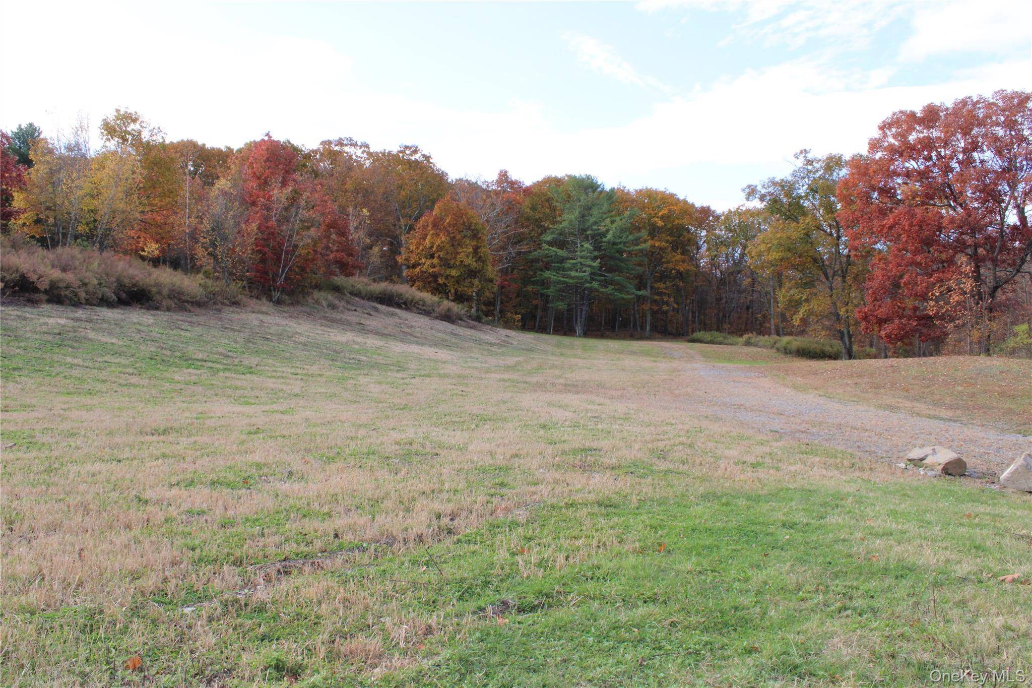 Round Lake RD, Rhinebeck, NY 12572