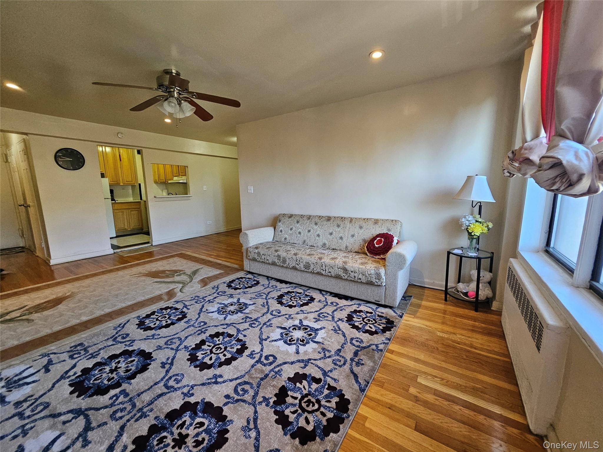 87-70 173 ST #5G, Jamaica, NY 11432