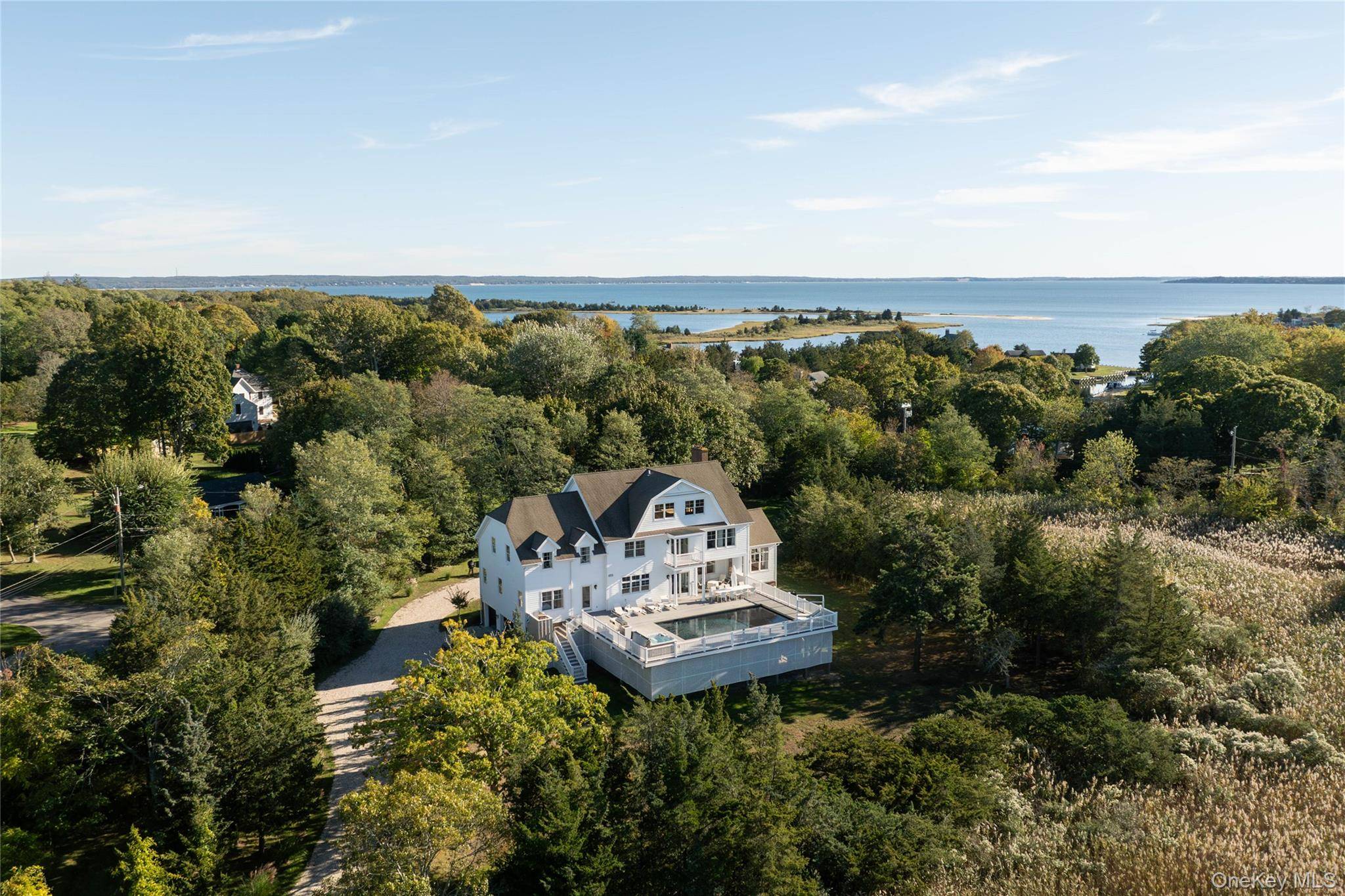 105 Waterview DR, Southold, NY 11971