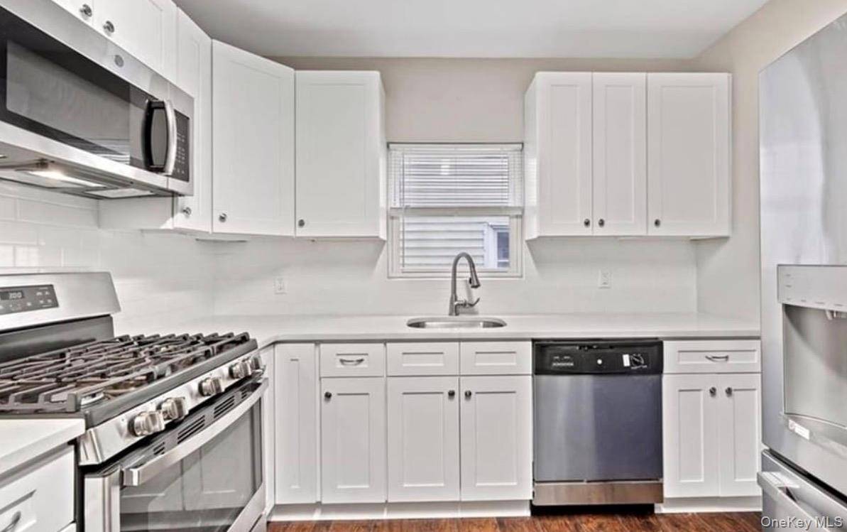 418 S 7th AVE, Mount Vernon, NY 10550