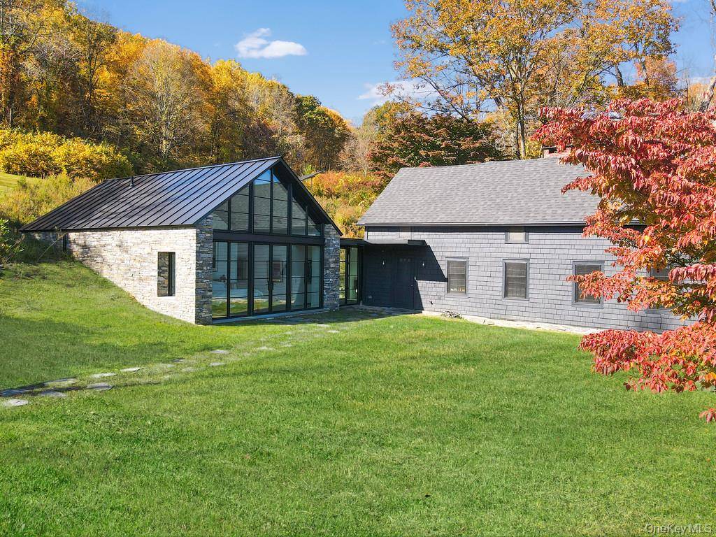 56 Northrup RD, Dover Plains, NY 12522