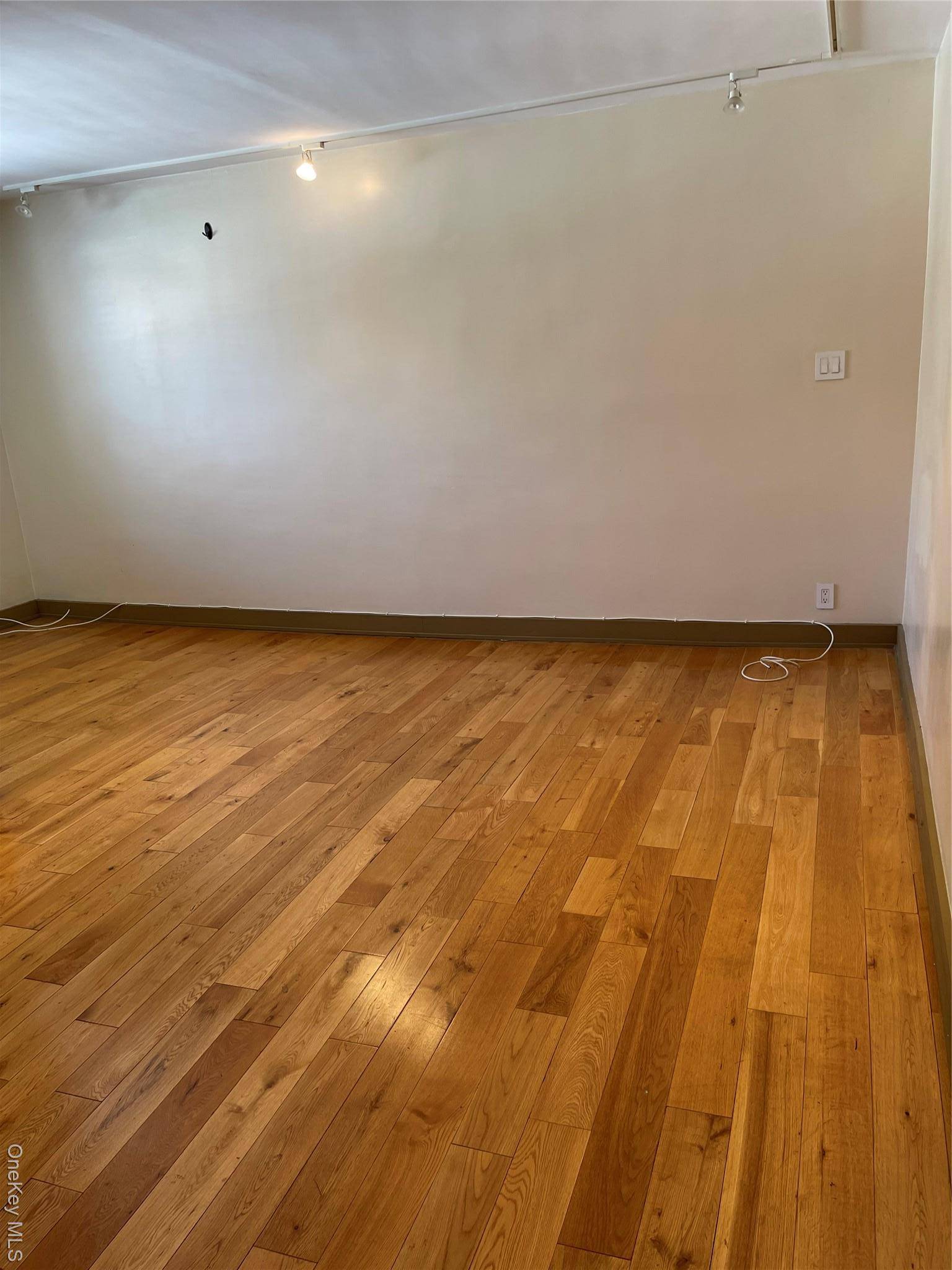 35-12 205 St #259, Bayside, NY 11361