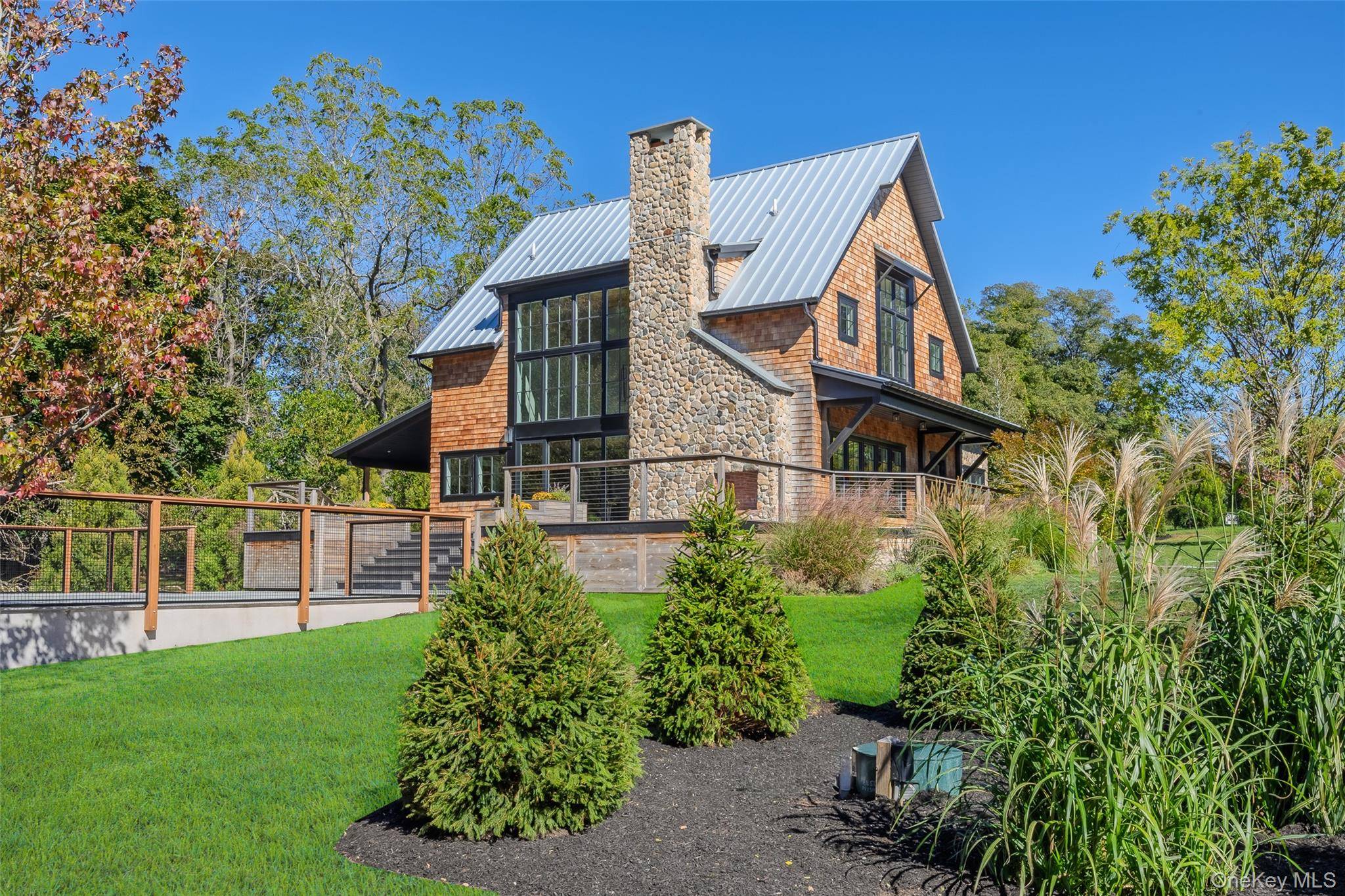141A N Ferry RD, Shelter Island, NY 11964