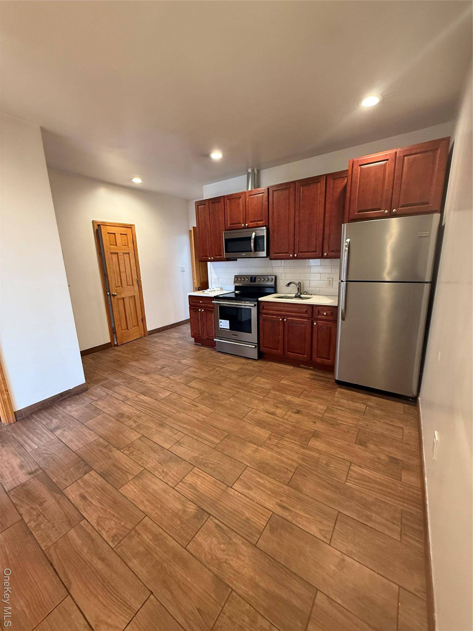 109-11 Farmers BLVD, Saint Albans, NY 11412