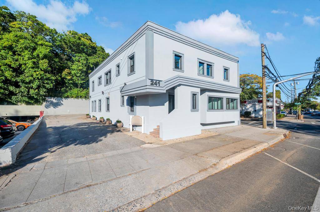241 E Shore RD #1st FL, Great Neck, NY 11023