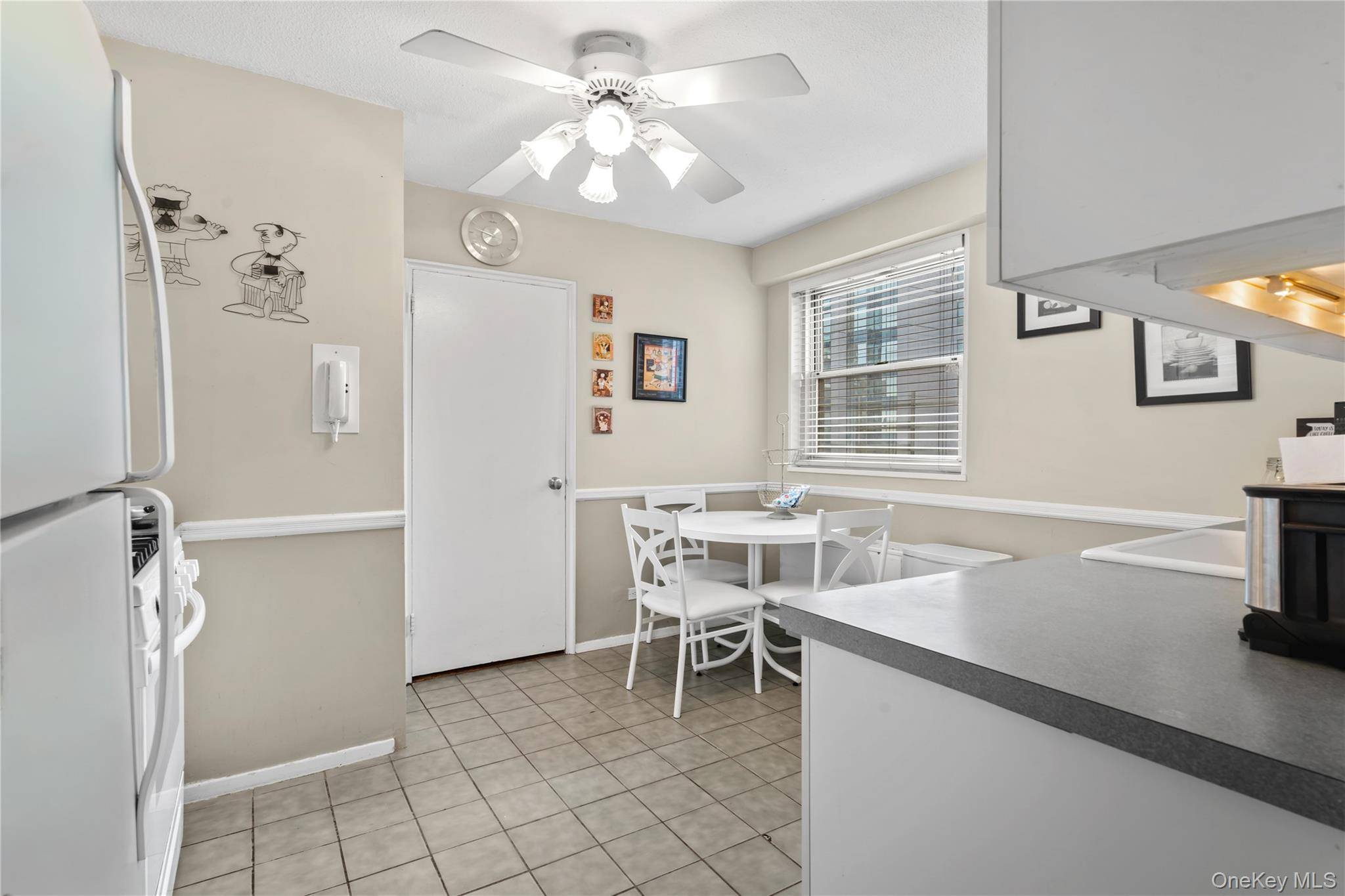 70-31 108th ST #7H, Forest Hills, NY 11375