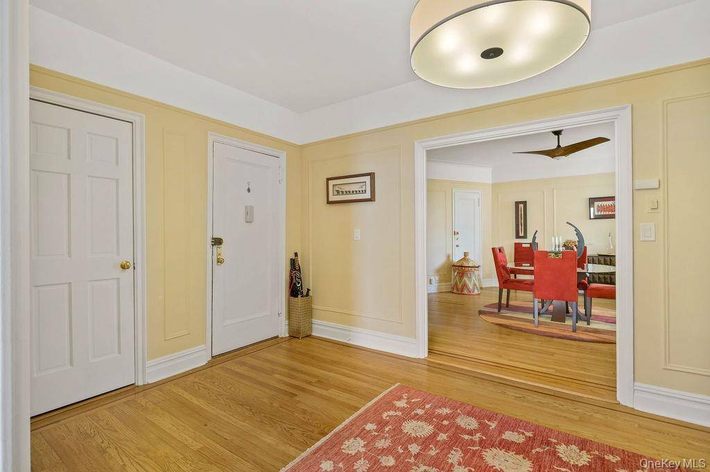 43 Calton RD #5C, New Rochelle, NY 10804