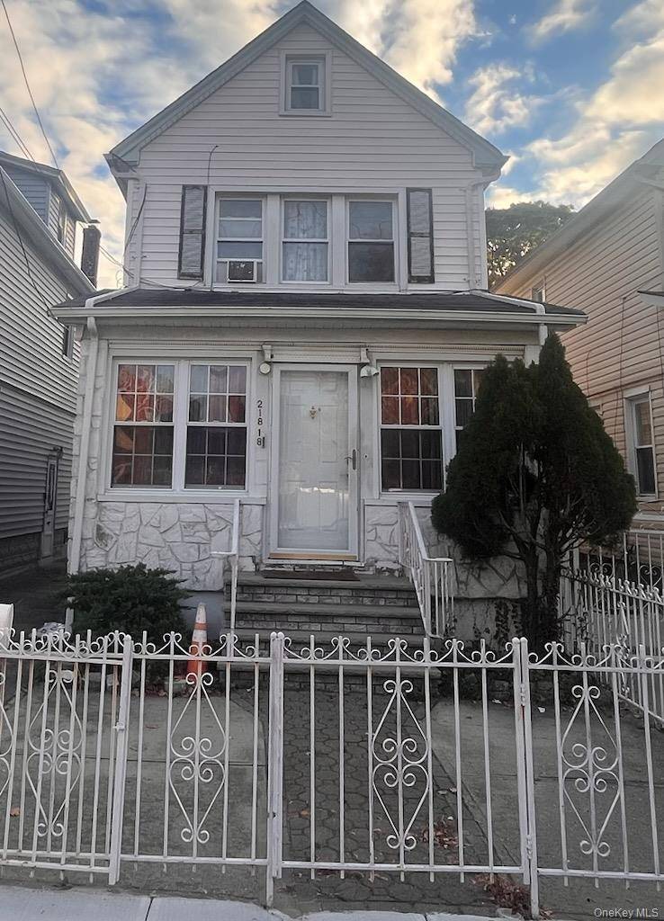 21818 118th AVE, Cambria Heights, NY 11411