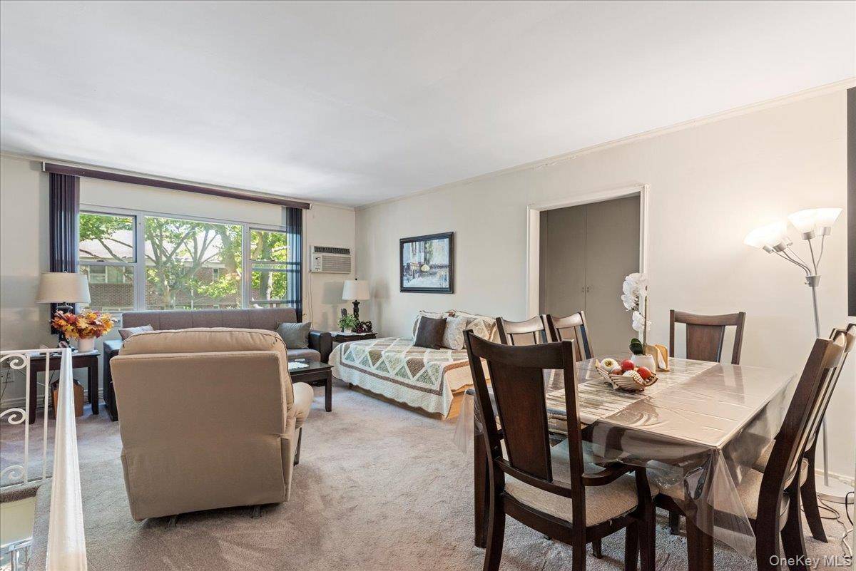 87-44 Marengo ST #2A, Holliswood, NY 11423