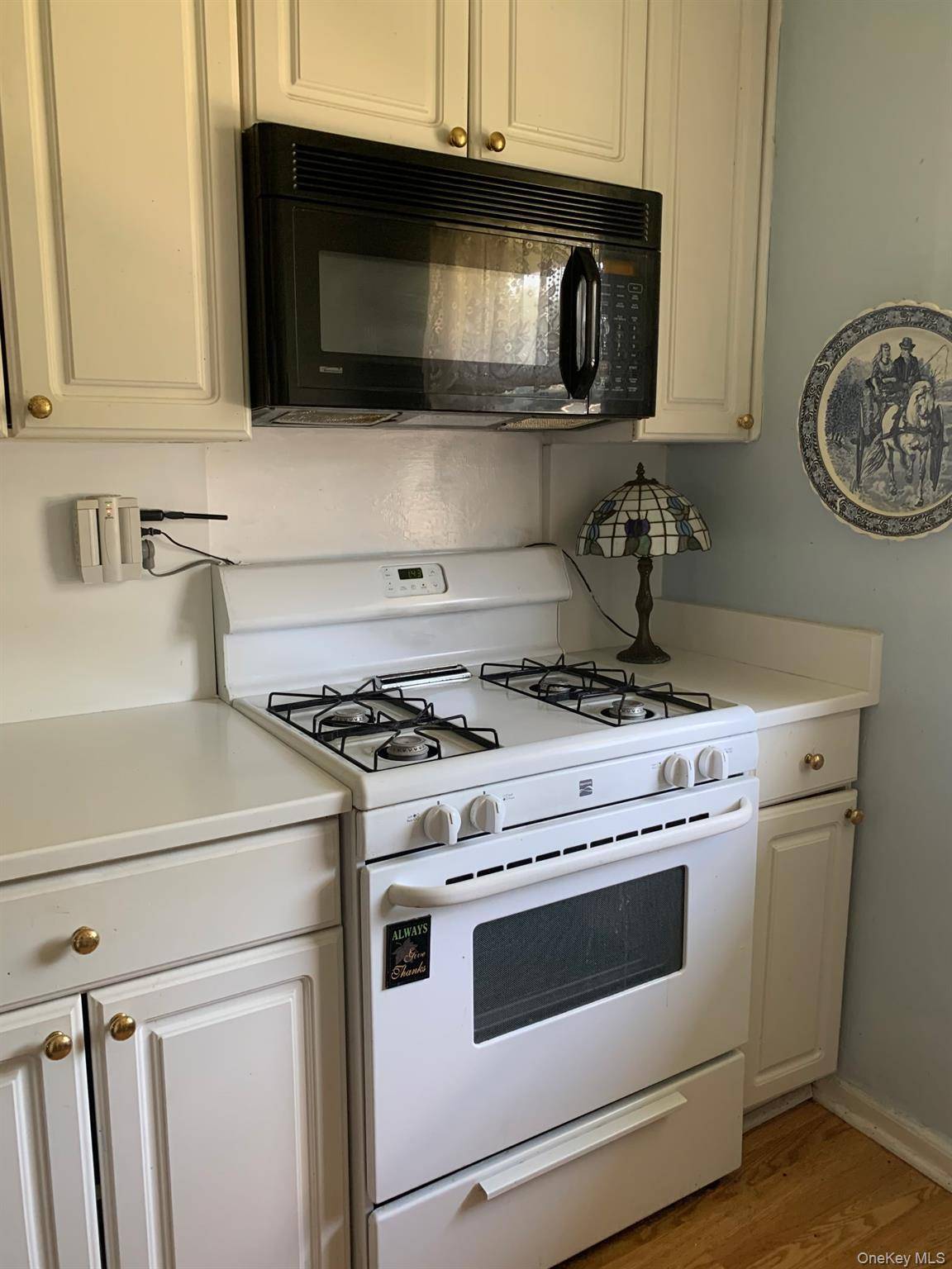 48 Dehaven #2E, Yonkers, NY 10703