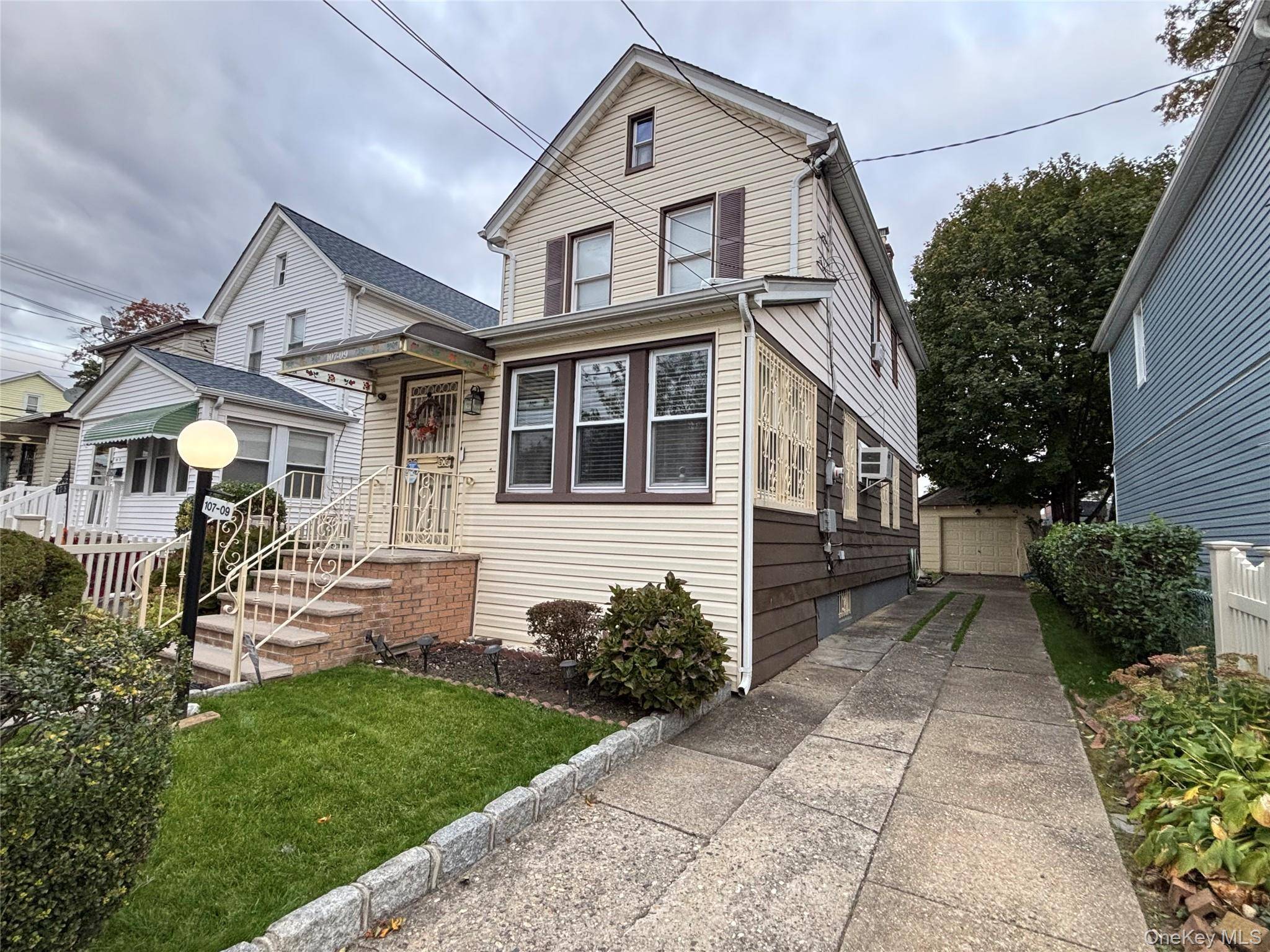 107-09 221st ST, Queens Village, NY 11429