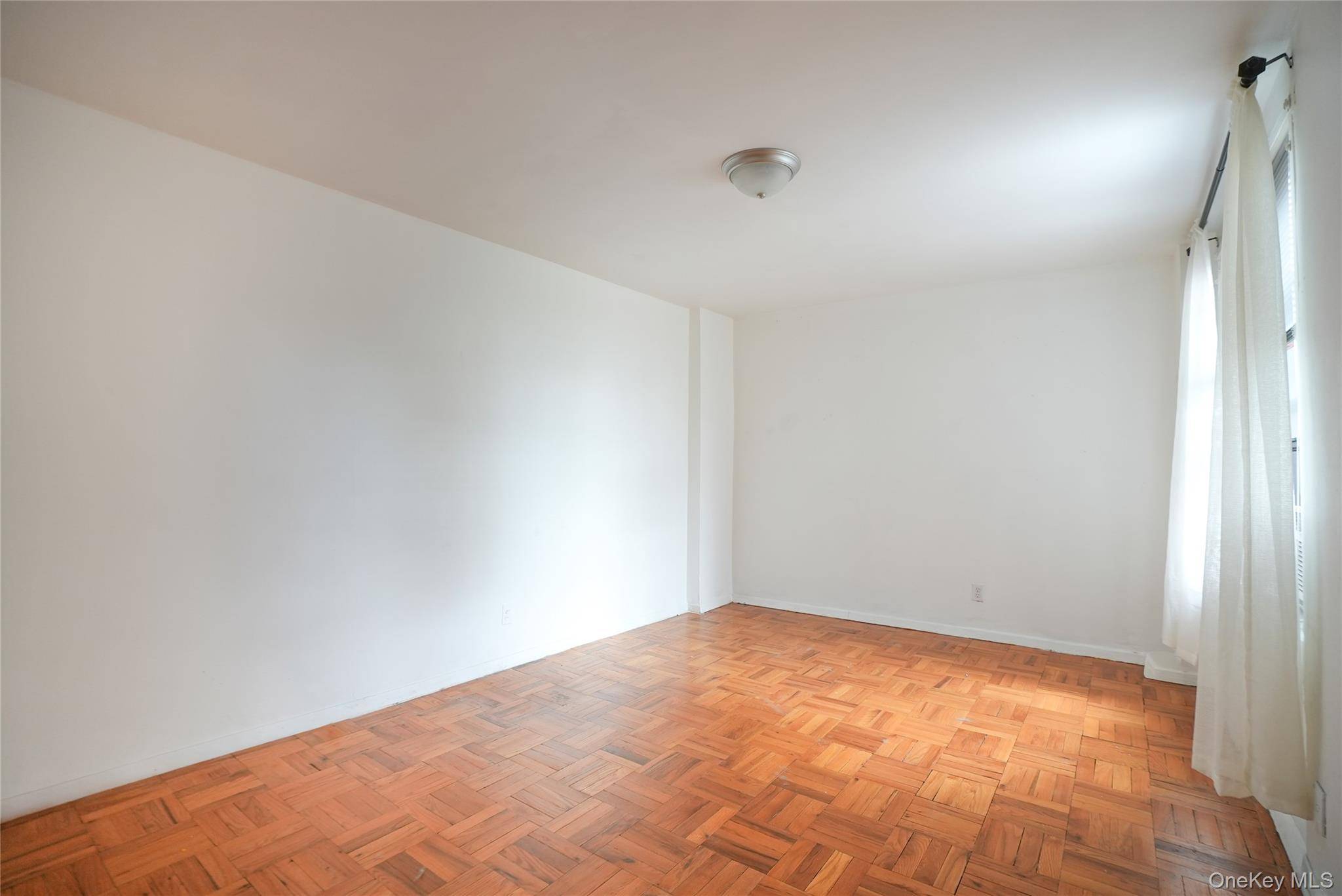 1 Remsen RD #2F, Yonkers, NY 10710