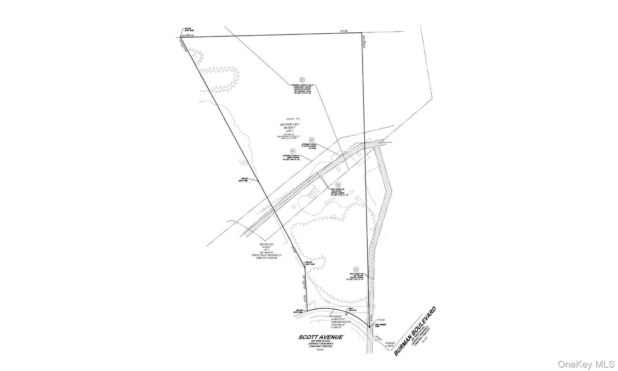 1001 Scott AVE, Calverton, NY 11933