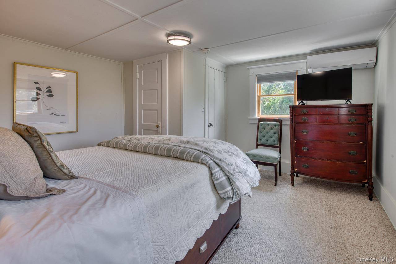 7635 Main Bayview RD, Southold, NY 11971