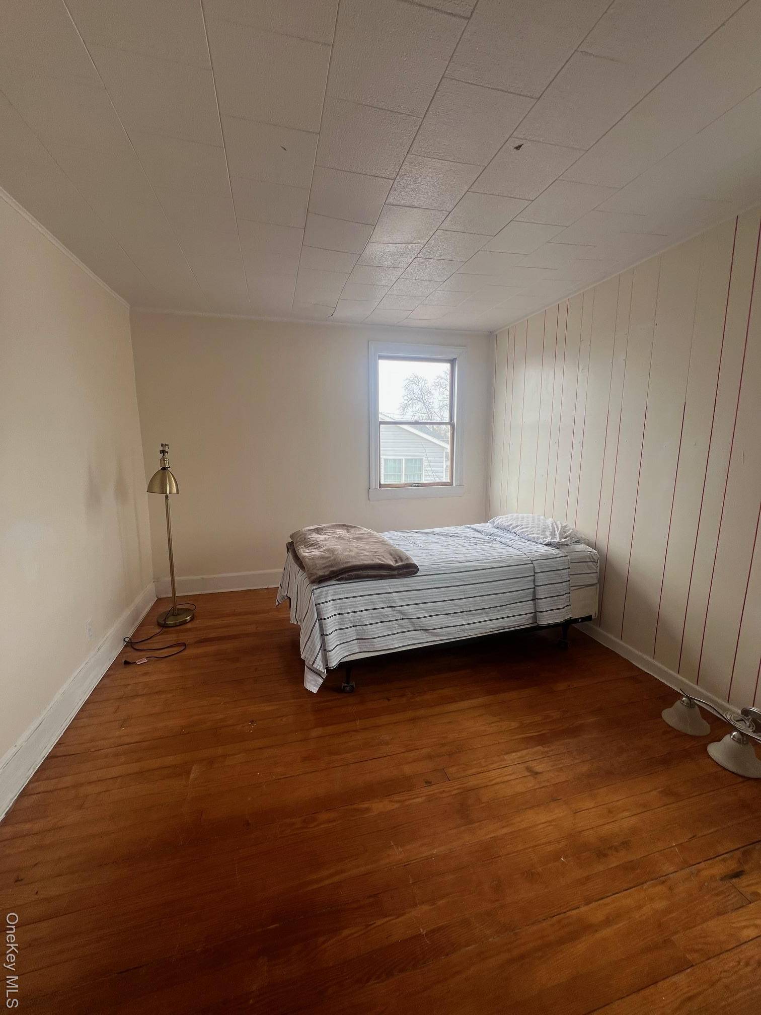 240 Oakley AVE, Hempstead, NY 11003