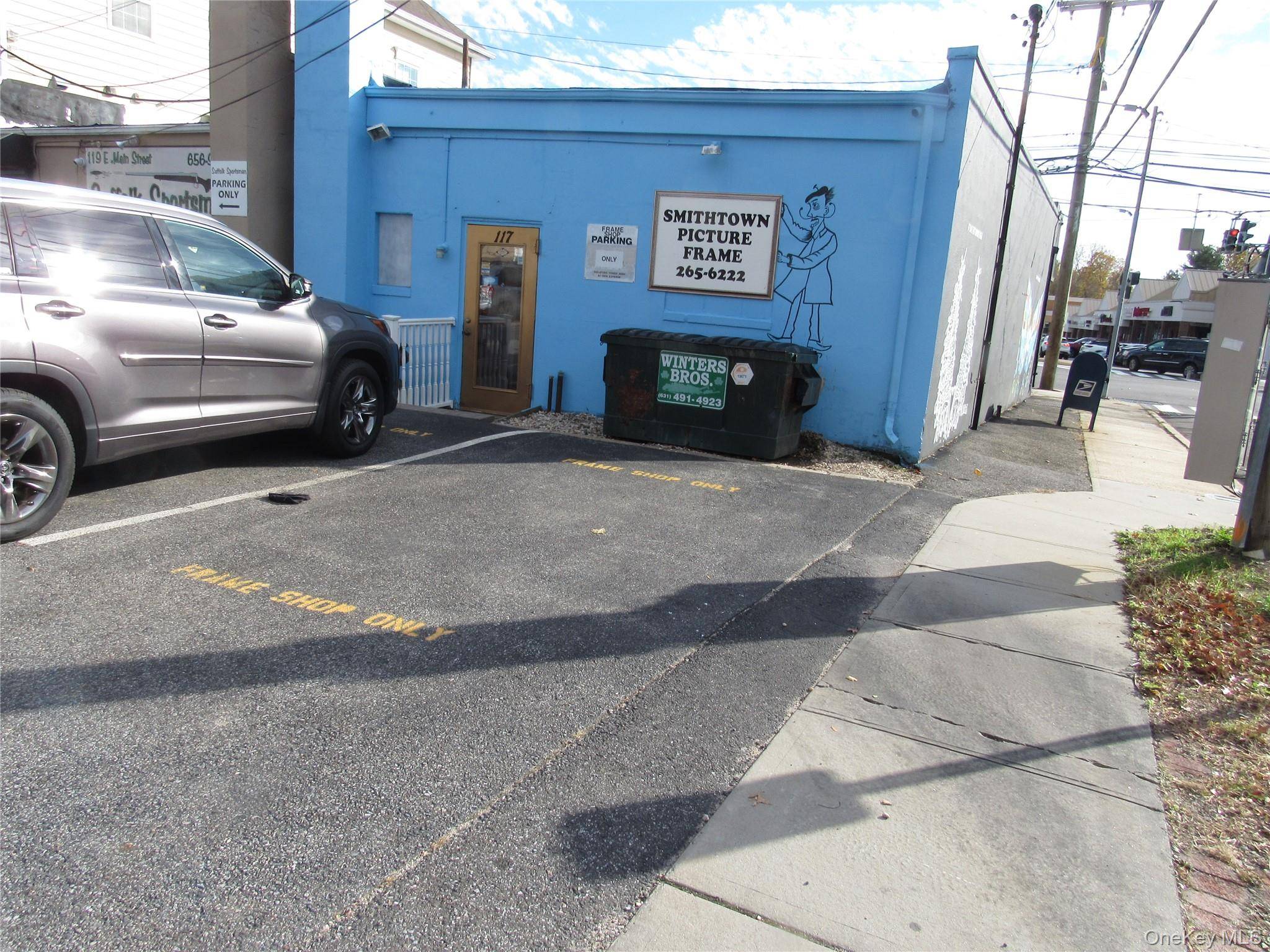 117 E Main ST, Smithtown, NY 11787
