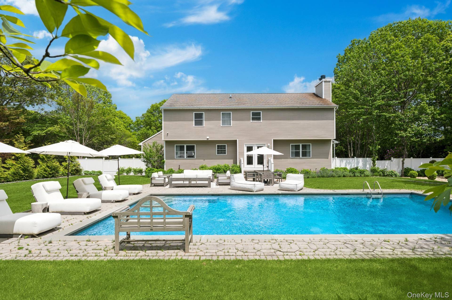 167 Tuckahoe LN, Southampton, NY 11968