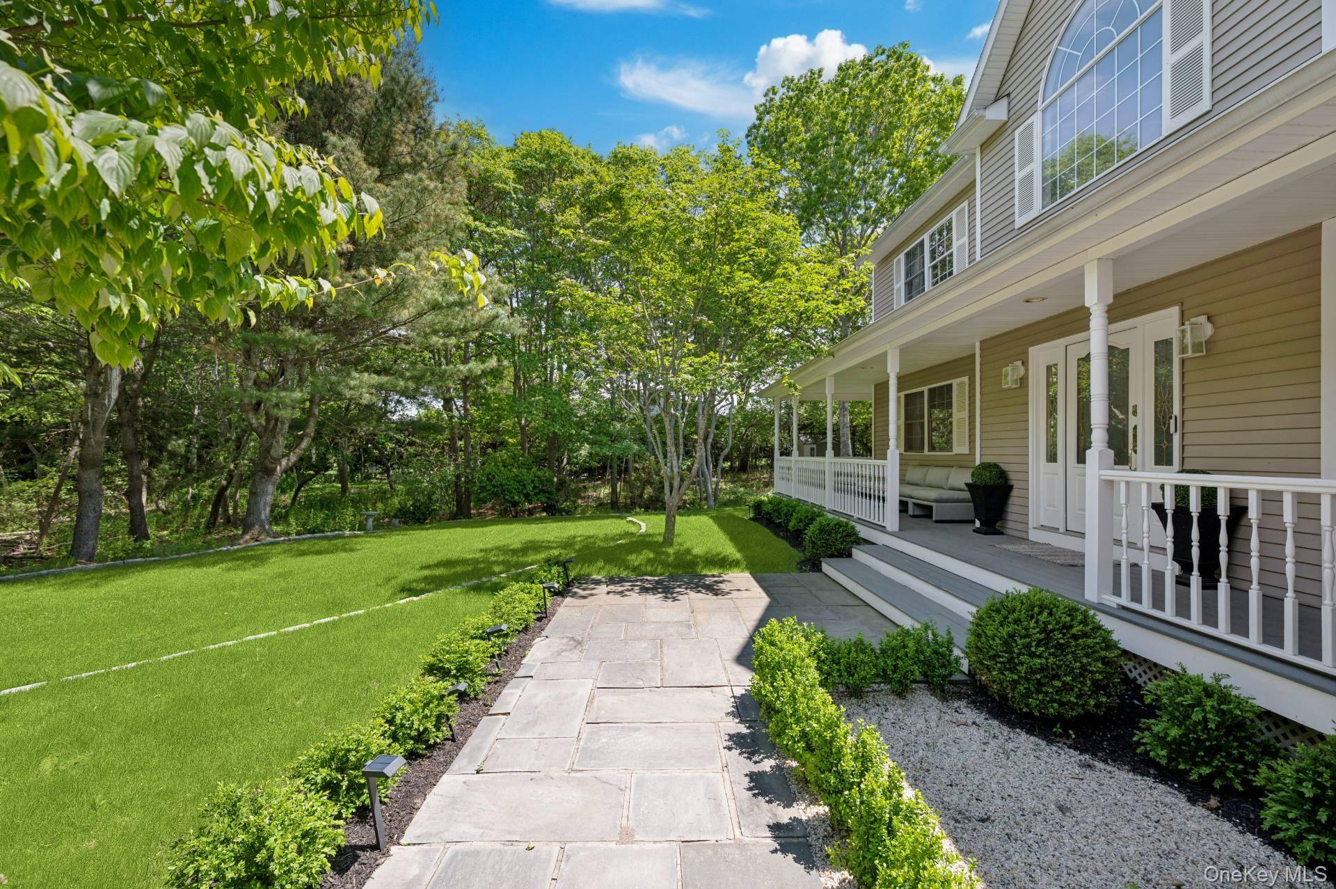 167 Tuckahoe LN, Southampton, NY 11968