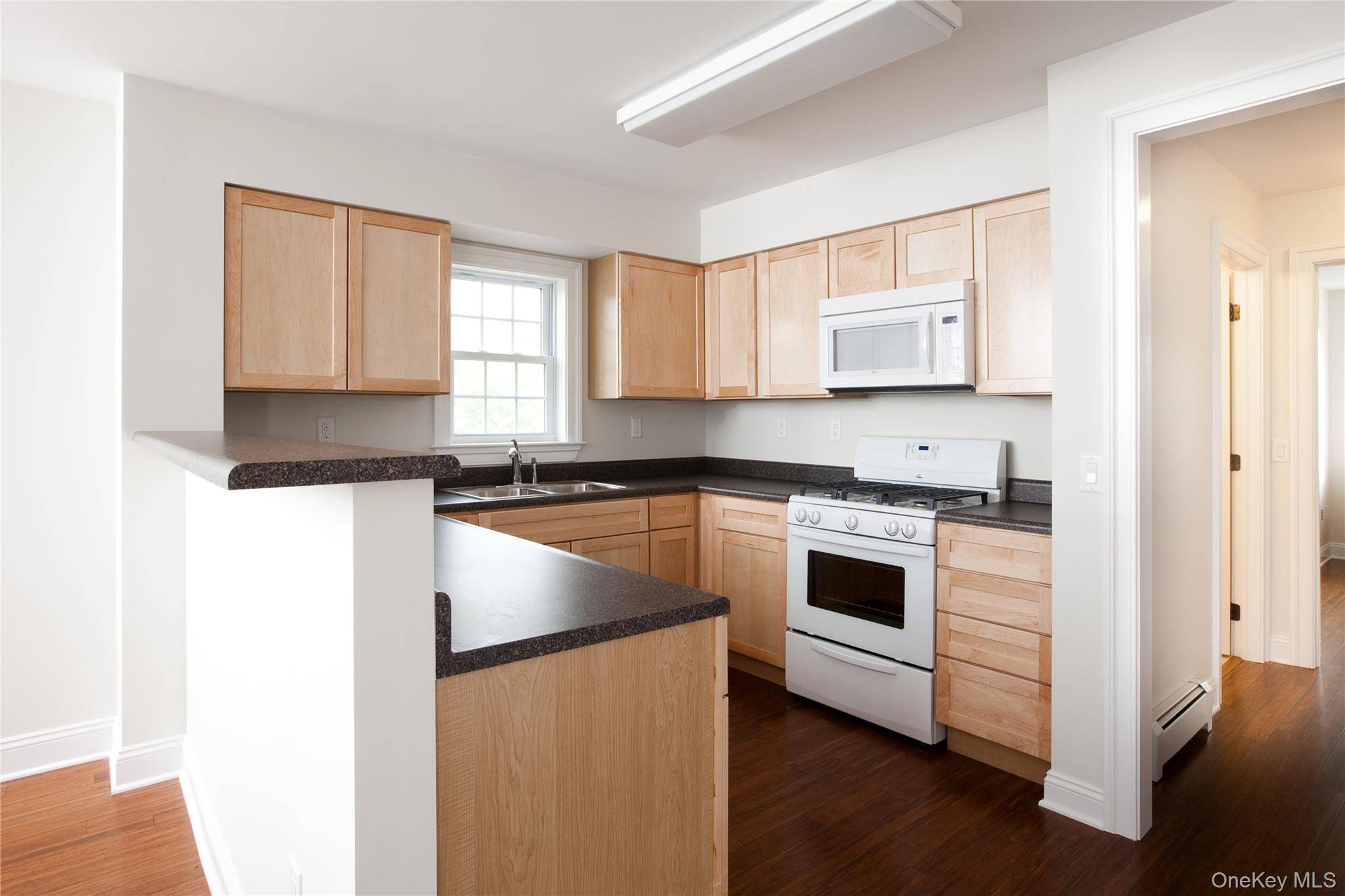 19-23 Greenway LN, Fallsburg, NY 12759