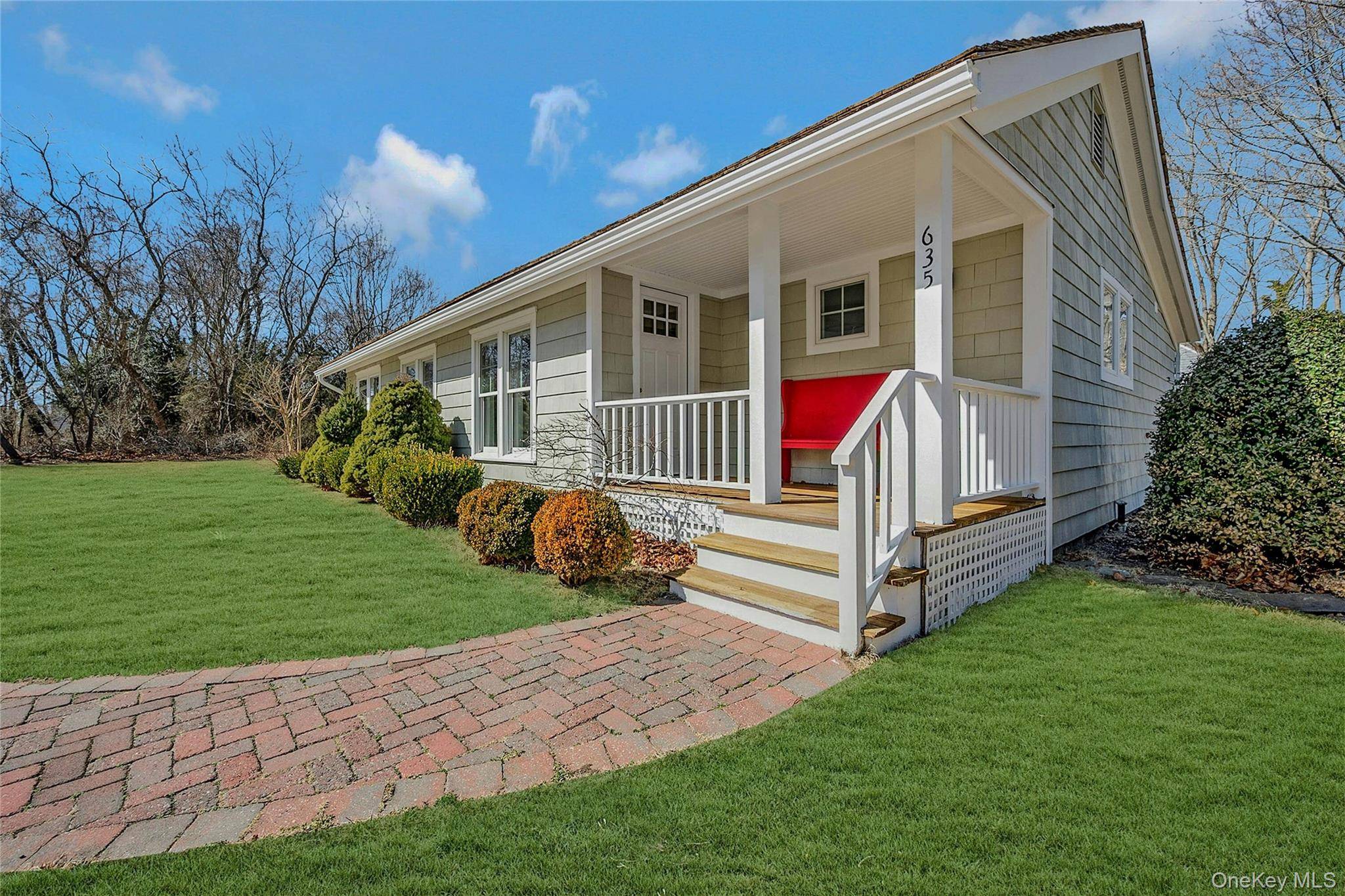 635 Strohson RD, Cutchogue, NY 11935
