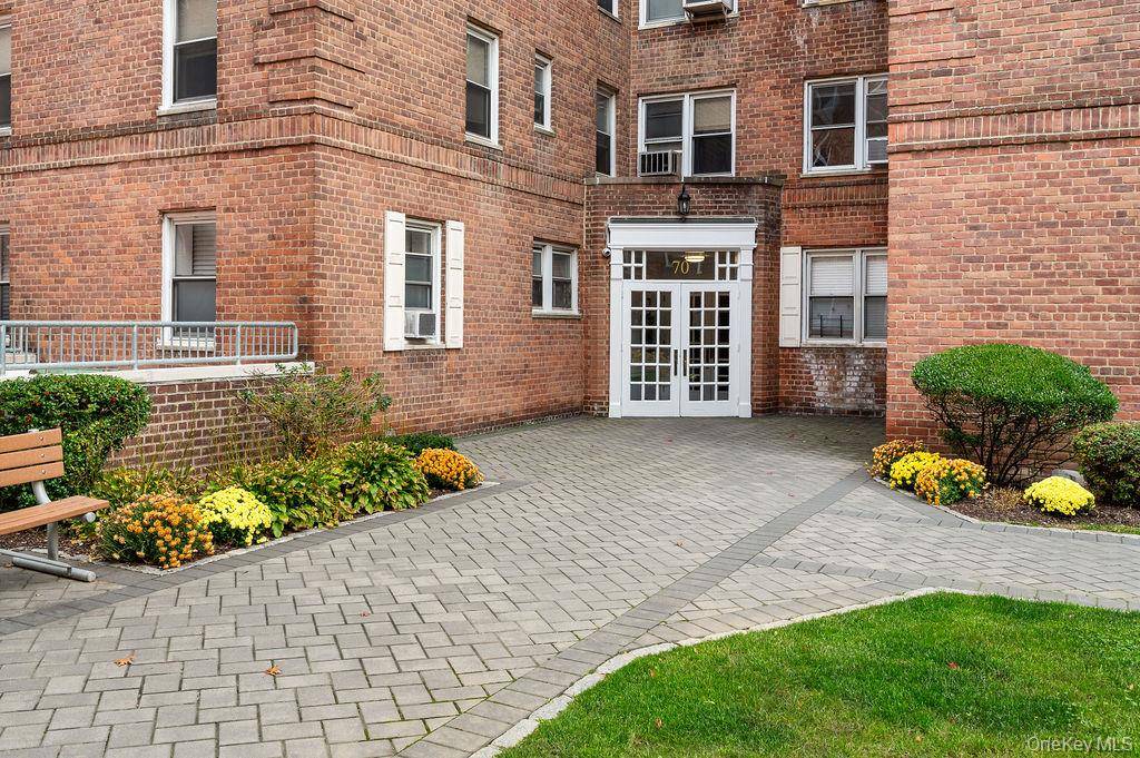 70 Locust AVE #B101, New Rochelle, NY 10801