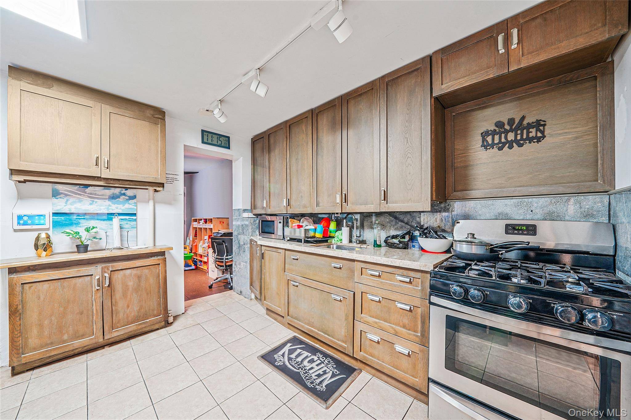852 Blake AVE, Brooklyn, NY 11207