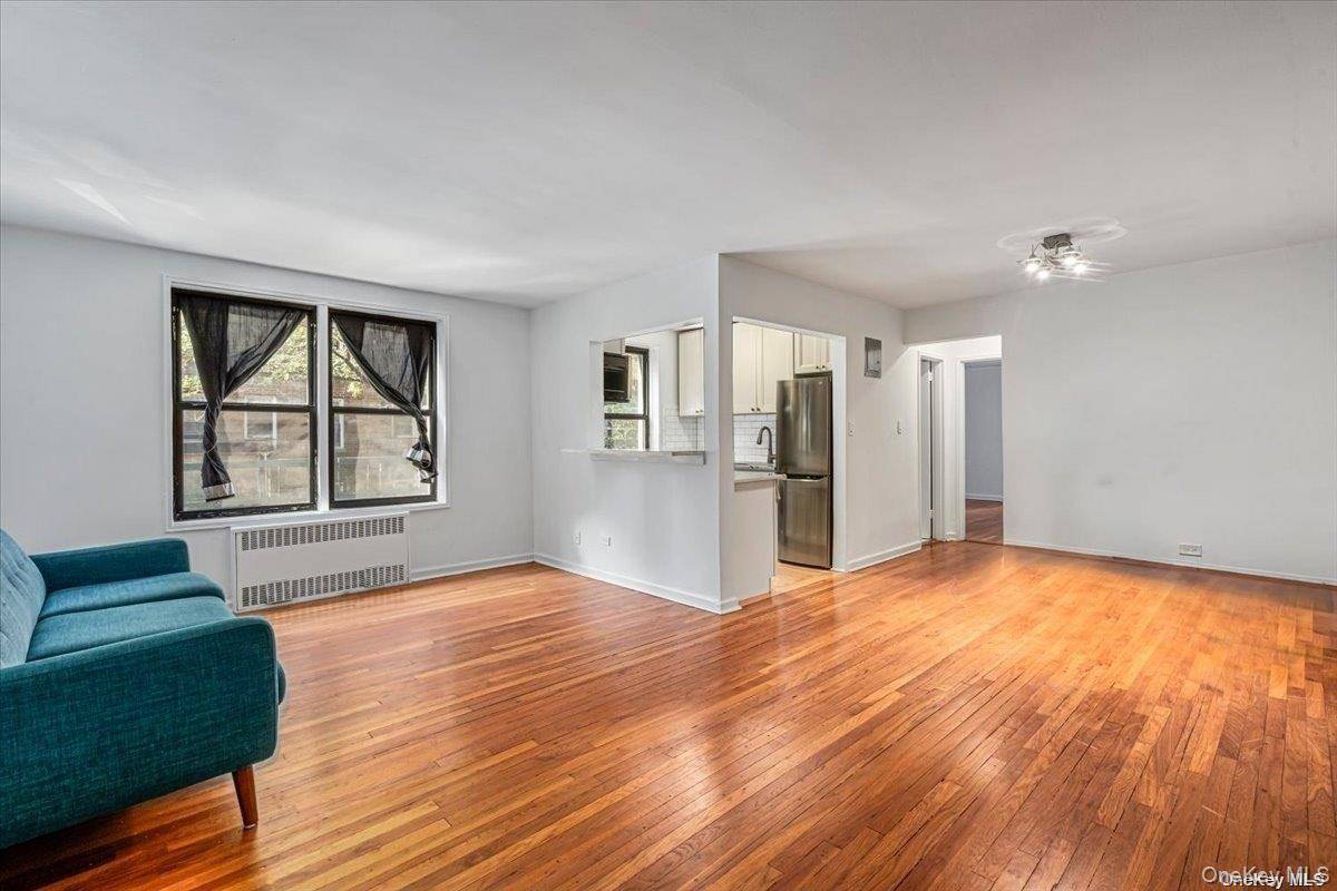 90-11 35 AVE #1D, Jackson Heights, NY 11372