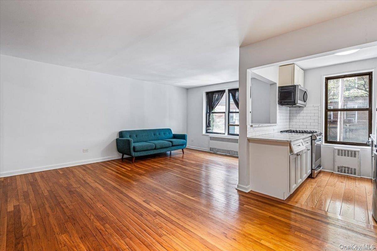 90-11 35 AVE #1D, Jackson Heights, NY 11372
