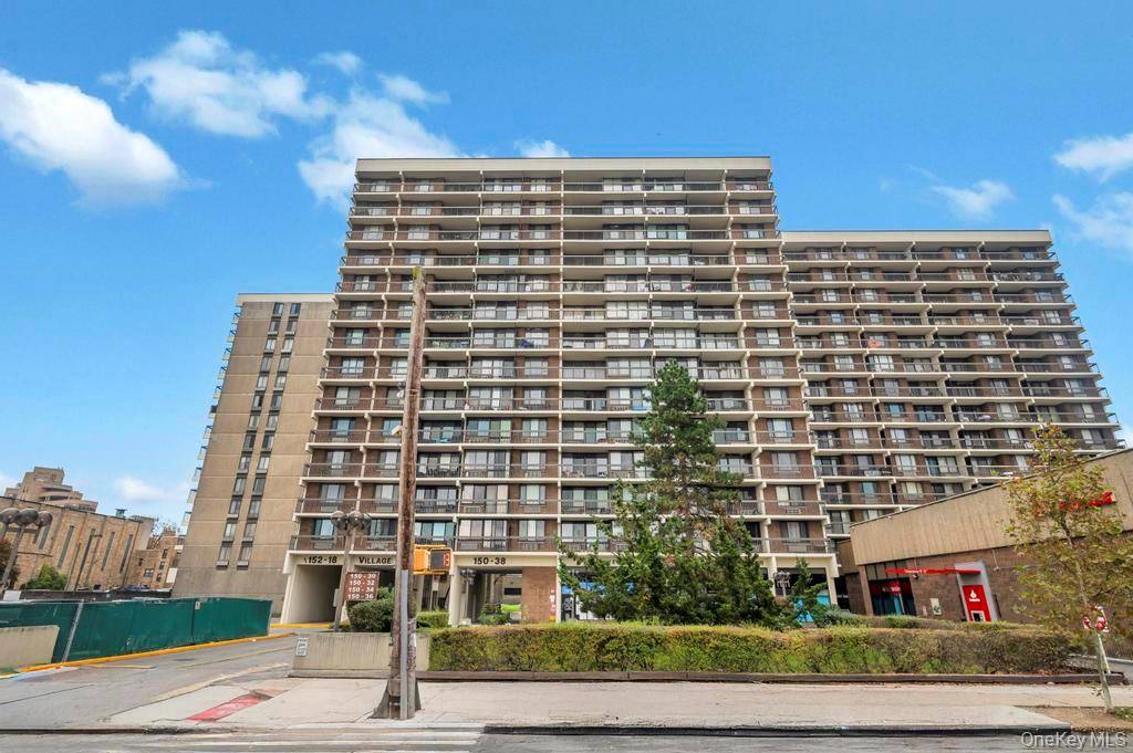 15038 Union TPKE #12K, Kew Garden Hills, NY 11367
