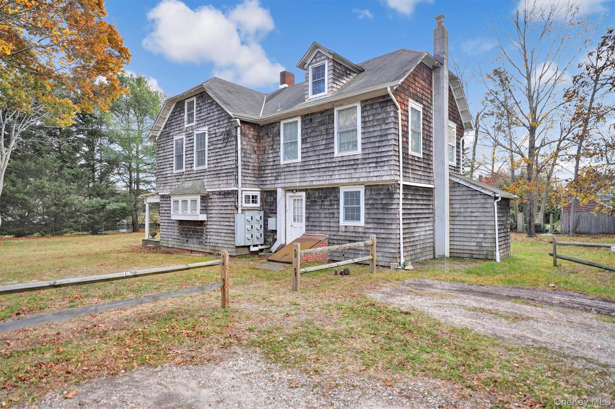 14 Halsey AVE, East Quogue, NY 11942