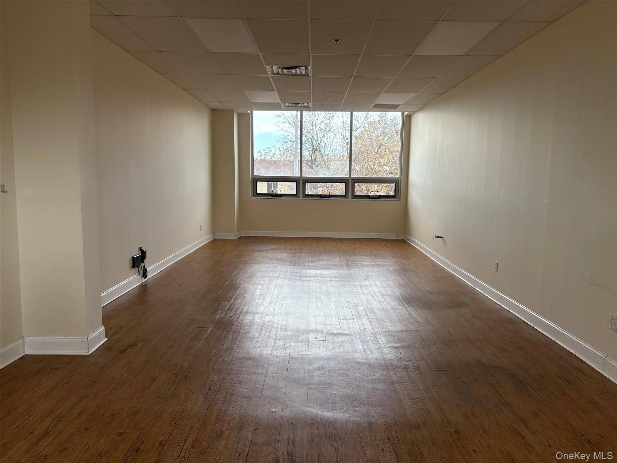 192-14 Northern BLVD, Flushing, NY 11358