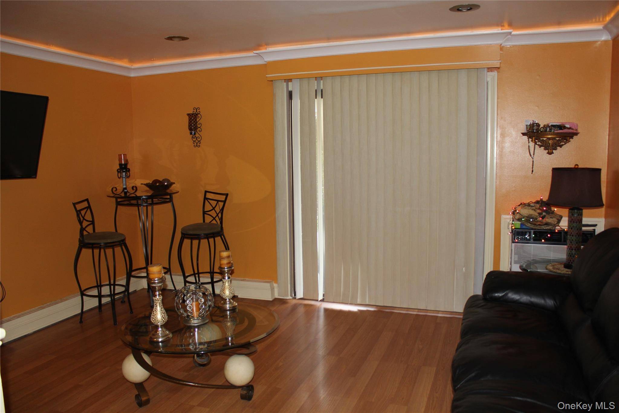 8 Secora RD #J-4, Monsey, NY 10952