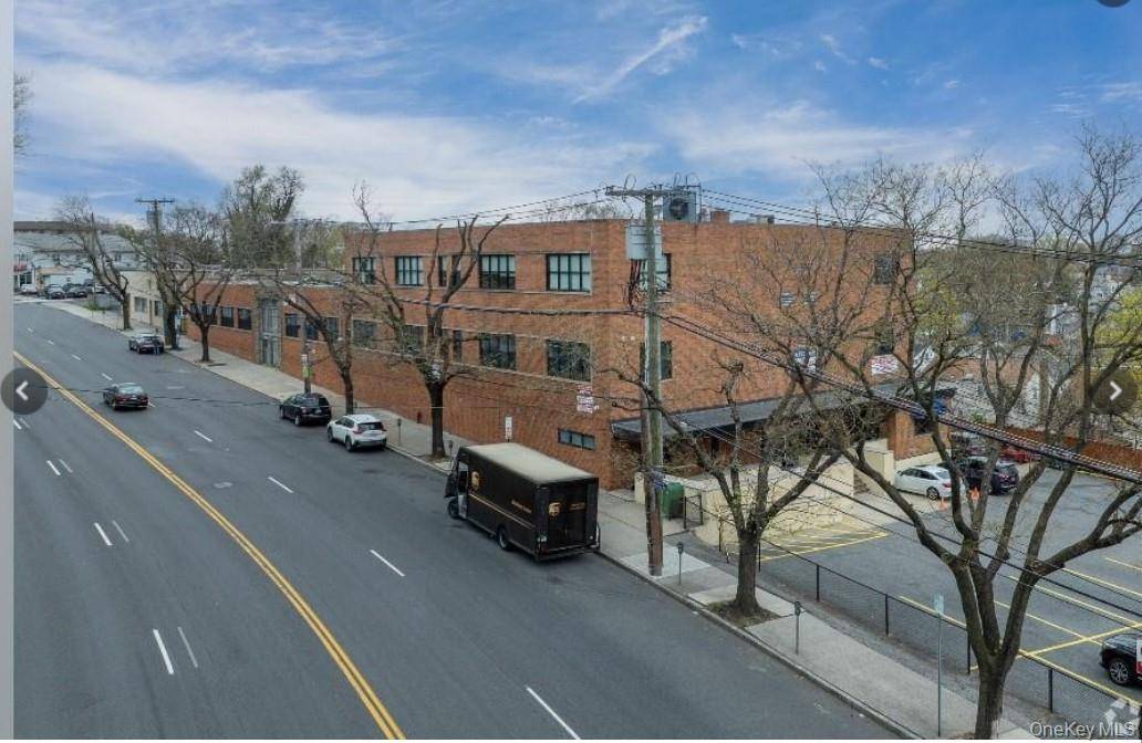 949-955 YONKERS AVE, Yonkers, NY 10704
