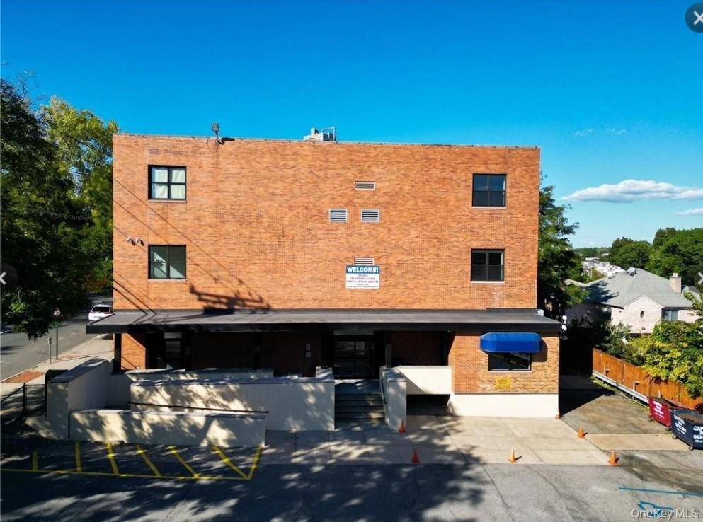 949-955 YONKERS AVE, Yonkers, NY 10704