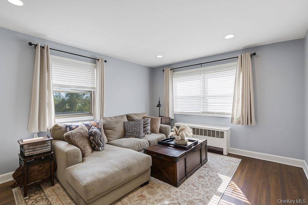 156-41 80th ST #4, Howard Beach, NY 11414
