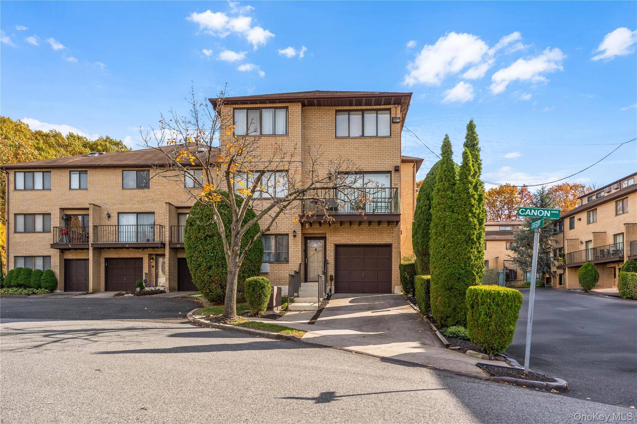 17 Gregory LN #A, Staten Island, NY 10314