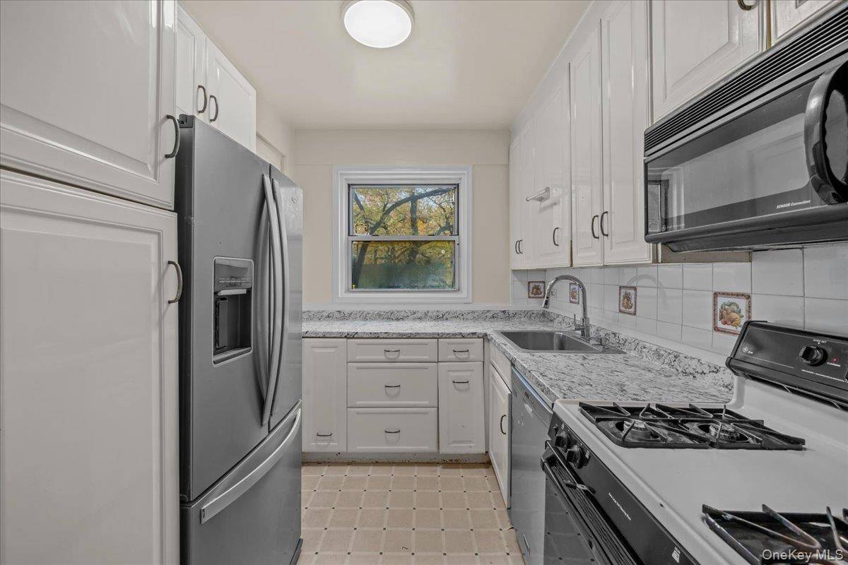 750 Kappock ST #207, Bronx, NY 10463