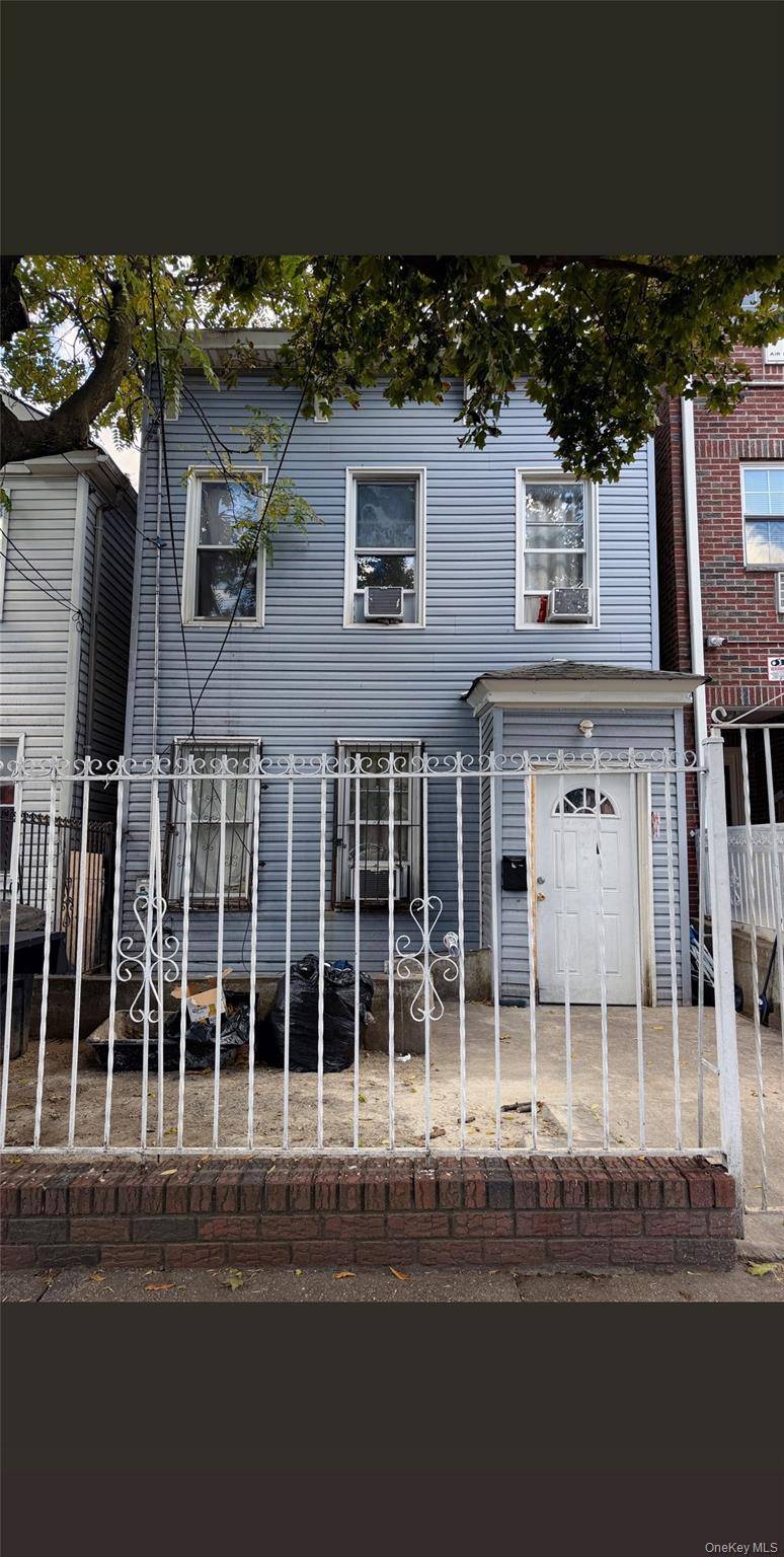 108-10 34 AVE, Corona, NY 11368