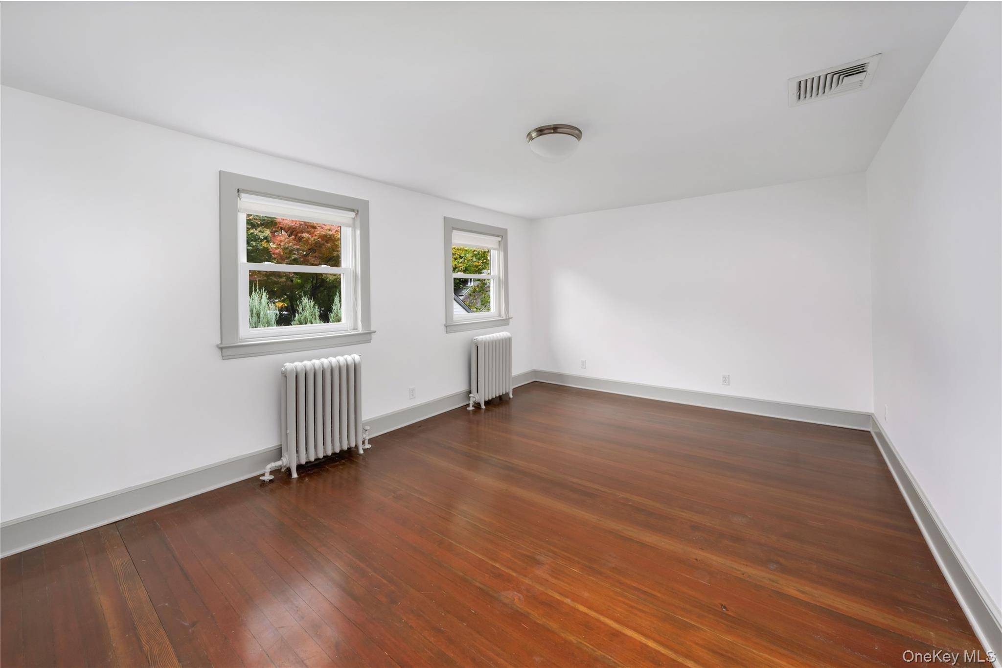 56 Gard AVE, Bronxville, NY 10708