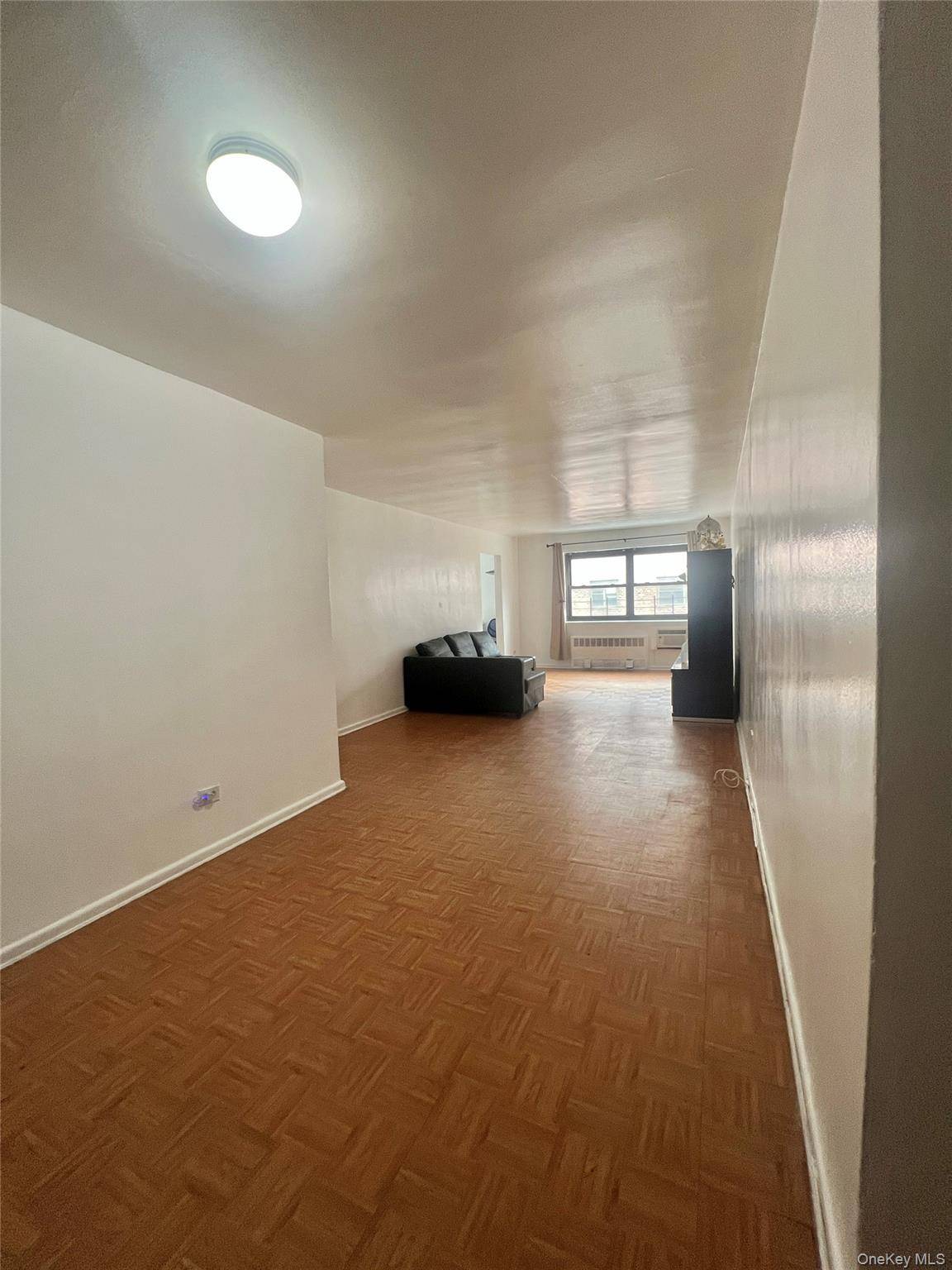 94-30 59 AVE #4H, Elmhurst, NY 11373