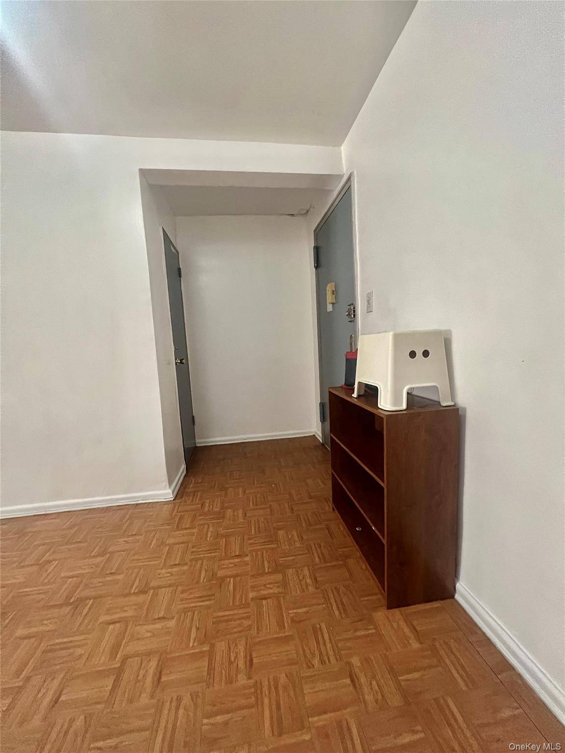94-30 59 AVE #4H, Elmhurst, NY 11373