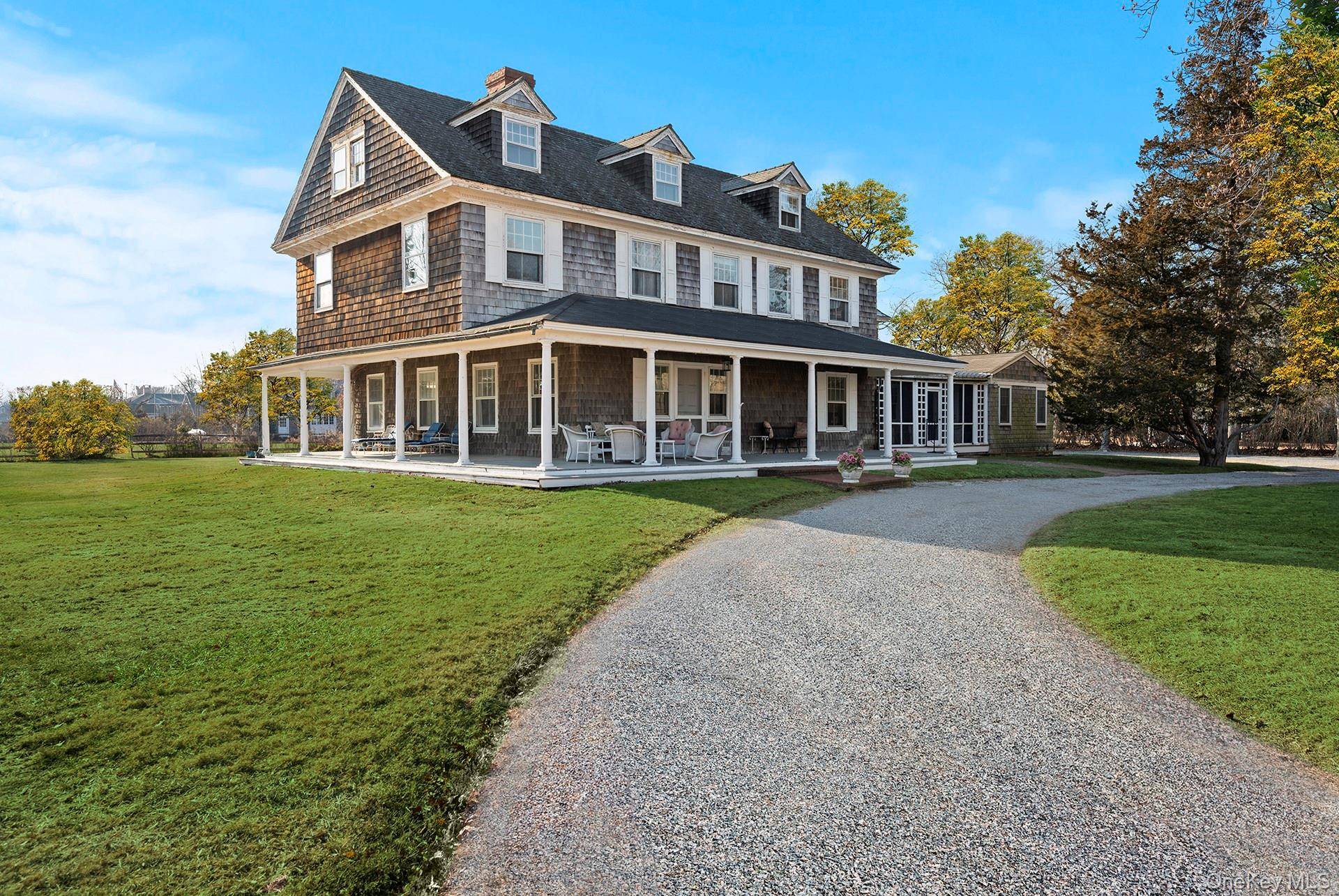 11 Shinnecock RD, Quogue, NY 11959