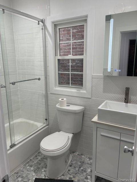 235 E 235th ST, Bronx, NY 10470
