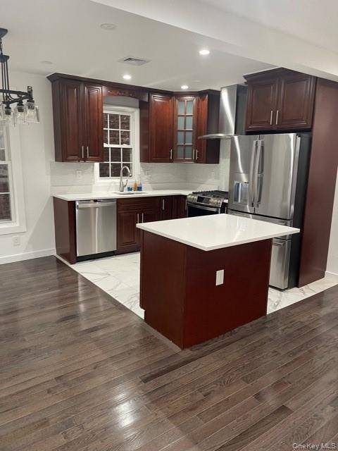 235 E 235th ST, Bronx, NY 10470