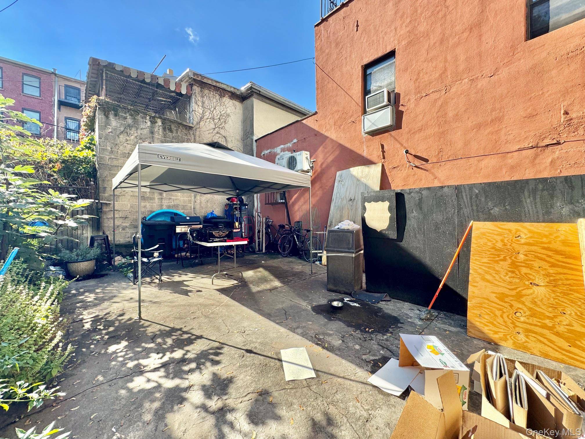 330 Halsey ST, Brooklyn, NY 11216