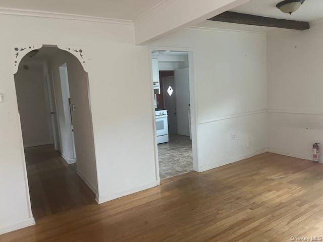 51-10 248 ST, Douglaston, NY 11362